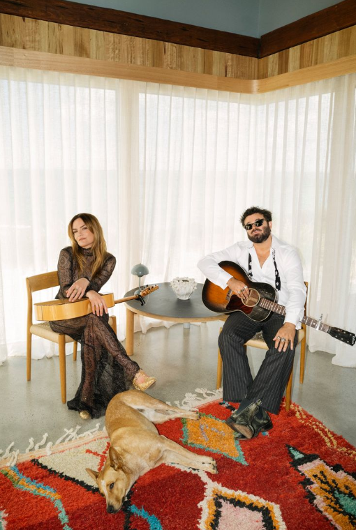 Angus and Julia Stone