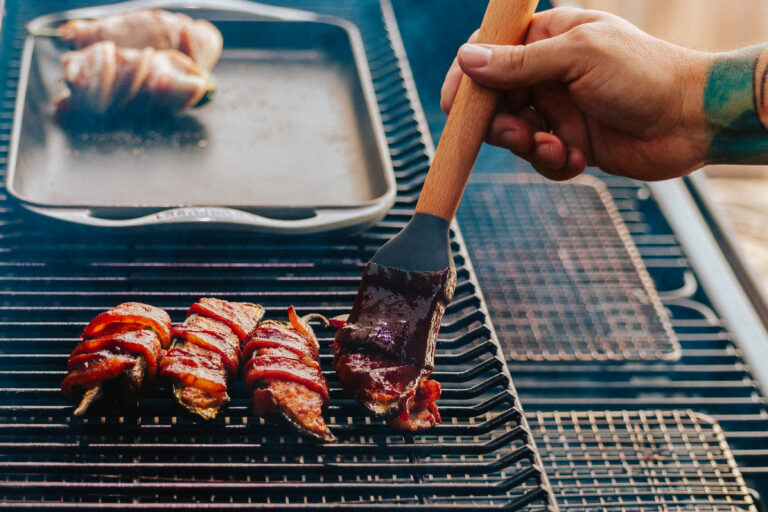 3- Family Cooking Terry B Noah H - BB25 - Thursday - @JMULKA-3942
